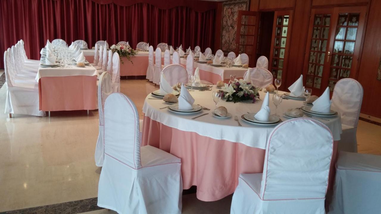 Pousada De Portomarín Extérieur photo