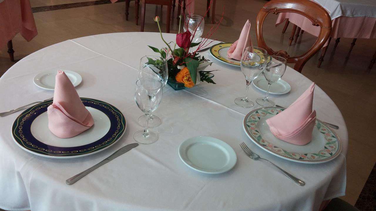 Pousada De Portomarín Extérieur photo